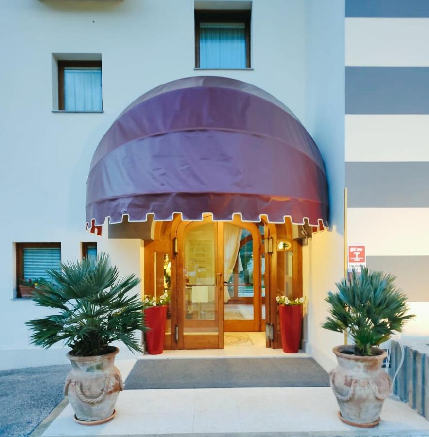 Hotel Villaguarda Prosecco Area Follina Екстериор снимка